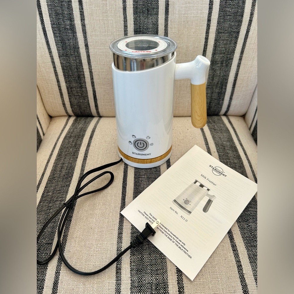 Electric Milk Frother White With Black Handle